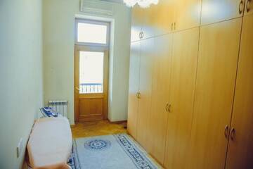 Фото номера Апартаменты с балконом Апартаменты Clock Tower Apartment in Baku г. Баку 51