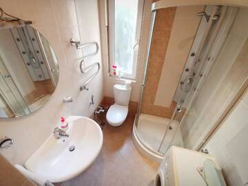 Фото номера Апартаменты с балконом Апартаменты Clock Tower Apartment in Baku г. Баку 14