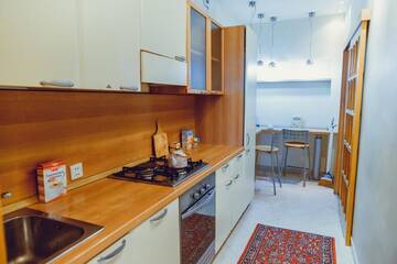 Фото номера Апартаменты с балконом Апартаменты Clock Tower Apartment in Baku г. Баку 39