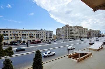 Фото номера Апартаменты с балконом Апартаменты Clock Tower Apartment in Baku г. Баку 34