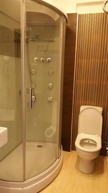Фото номера Номер Делюкс с кроватью размера «king-size» Отель Baku Sea View Hotel г. Баку 10