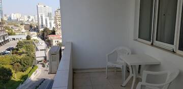 Фото номера Двухместный номер Делюкс с 2 отдельными кроватями Отель Baku Sea View Hotel г. Баку 4
