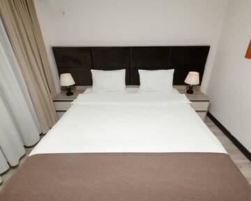 Фото номера Бюджетный двухместный номер с 1 кроватью Отель Deluxe City Hotel г. Баку 3