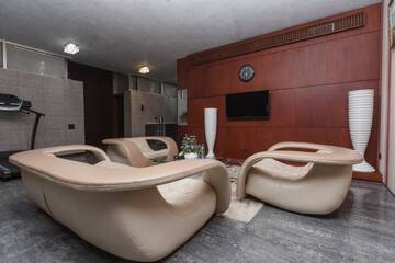 Фото номера Апартаменты с видом на сад Отель Deluxe City Hotel г. Баку 9