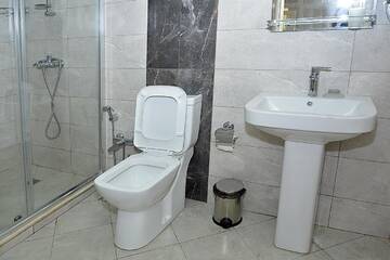 Фото номера Двухместный номер с 1 кроватью Мини-отель Flamingo Hotel Baku г. Баку 5