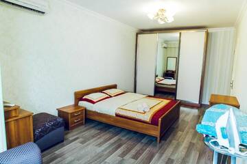 Фото номера Апартаменты Делюкс Апартаменты Apartment with F1 and Caspian Sea view г. Баку 26