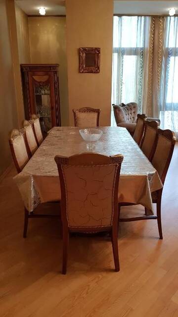 Фото номера Апартаменты с 3 спальнями Апартаменты Deluxe City Center Apartment г. Баку 71