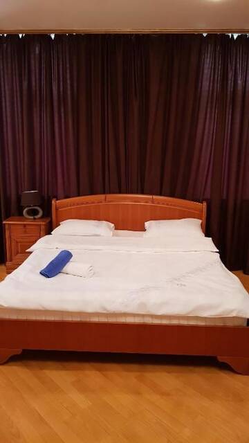 Фото номера Апартаменты с 3 спальнями Апартаменты Deluxe City Center Apartment г. Баку 75