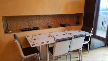 Фото номера Апартаменты с 3 спальнями Апартаменты Deluxe City Center Apartment г. Баку 48