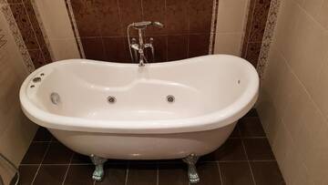 Фото номера Апартаменты с 3 спальнями Апартаменты Deluxe City Center Apartment г. Баку 52