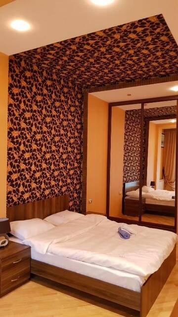 Фото номера Апартаменты с 3 спальнями Апартаменты Deluxe City Center Apartment г. Баку 59