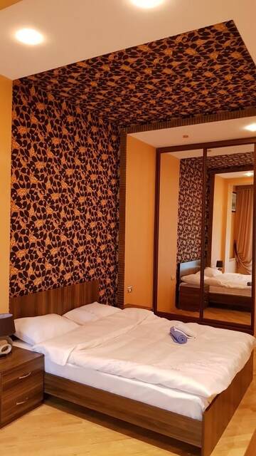Фото номера Апартаменты с 3 спальнями Апартаменты Deluxe City Center Apartment г. Баку 18