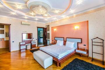 Фото номера Апартаменты Делюкс Апартаменты Apartment On Center Targovi г. Баку 77