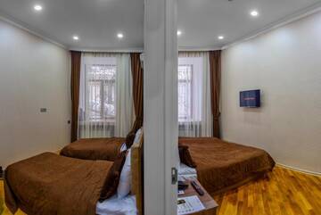 Фото номера Семейный люкс Отель Deniz Inn City Hotel г. Баку 3