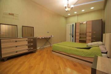 Фото номера Апартаменты Апартаменты CENTR BAKU. 4 Bedrooms. г. Баку 16