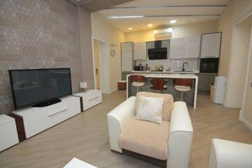 Фото номера Апартаменты Апартаменты CENTR BAKU. 4 Bedrooms. г. Баку 32
