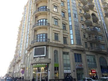 Фото Апартаменты metro SAHIL Center 5 г. Баку 4