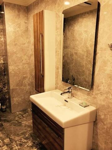 Фото номера Апартаменты Апартаменты metro SAHIL Center 5 г. Баку 9