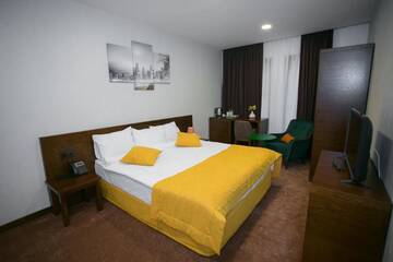 Фото номера Стандартный двухместный номер с 1 кроватью Отель Da Vinci Hotel г. Баку 16
