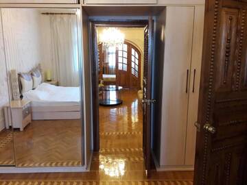 Фото Апартаменты CENTER. 3 Bedrooms г. Баку 5
