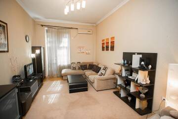 Фото Апартаменты Luxhome г. Баку 2