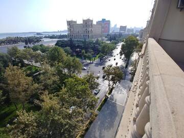 Фото номера Апартаменты Делюкс Апартаменты Deluxe Apartment with Sea and F1 view г. Баку 50