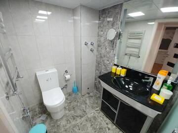 Фото номера Апартаменты Делюкс Апартаменты Deluxe Apartment with Sea and F1 view г. Баку 12