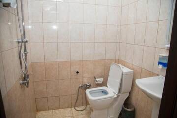 Фото номера Стандартный трехместный номер Отель Old Hotel In Baku г. Баку 11