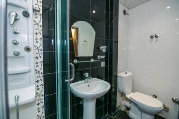 Фото номера Апартаменты с 2 спальнями Апартаменты Central in Nizami Street г. Баку 28