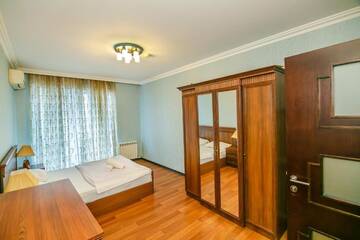 Фото номера Апартаменты с 2 спальнями Апартаменты Central in Nizami Street г. Баку 37