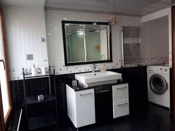 Фото номера Апартаменты с 3 спальнями Апартаменты Apartment in the Centre 01 г. Баку 28