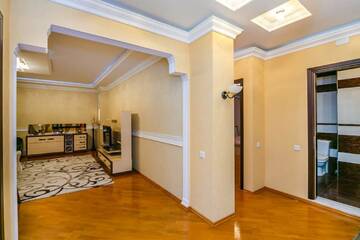 Фото номера Апартаменты с 3 спальнями Апартаменты Lux Apartment in Targovi Nizami Street г. Баку 11