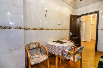 Фото номера Апартаменты с 3 спальнями Апартаменты Lux Apartment in Targovi Nizami Street г. Баку 16