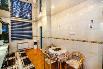 Фото номера Апартаменты с 3 спальнями Апартаменты Lux Apartment in Targovi Nizami Street г. Баку 14
