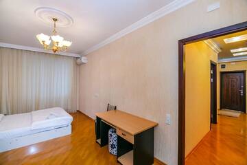Фото номера Апартаменты с 3 спальнями Апартаменты Lux Apartment in Targovi Nizami Street г. Баку 21