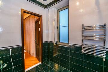 Фото номера Апартаменты с 3 спальнями Апартаменты Lux Apartment in Targovi Nizami Street г. Баку 29