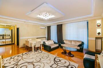 Фото номера Апартаменты с 3 спальнями Апартаменты Lux Apartment in Targovi Nizami Street г. Баку 67