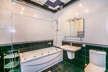 Фото номера Апартаменты с 3 спальнями Апартаменты Lux Apartment in Targovi Nizami Street г. Баку 31