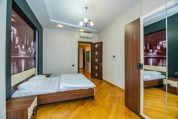 Фото номера Апартаменты Апартаменты Street NIZAMI - 4 Bedrooms г. Баку 8