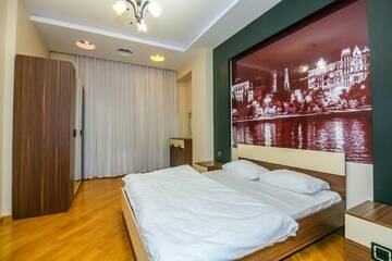 Фото номера Апартаменты Апартаменты Street NIZAMI - 4 Bedrooms г. Баку 47