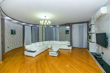 Фото номера Апартаменты Апартаменты Street NIZAMI - 4 Bedrooms г. Баку 18