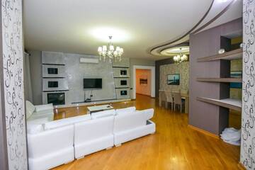 Фото номера Апартаменты Апартаменты Street NIZAMI - 4 Bedrooms г. Баку 9