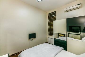 Фото номера Апартаменты с 2 спальнями Апартаменты LUX apartment near in Hard Rock г. Баку 21