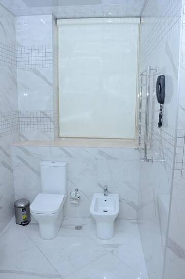 Фото номера Люкс Отель Rose Inn Hotel Baku г. Баку 10