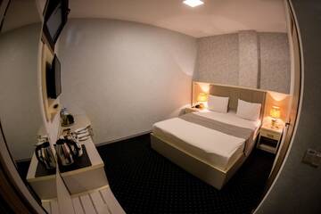 Фото номера Стандартный одноместный номер Отель Altus Hotel г. Баку 2