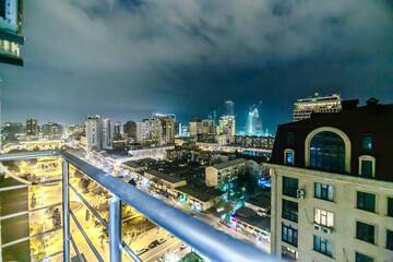Фото номера Апартаменты с 3 спальнями Апартаменты Delux Apartament in Center г. Баку 41