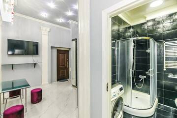 Фото номера Апартаменты с 3 спальнями Апартаменты Delux Apartament in Center г. Баку 57