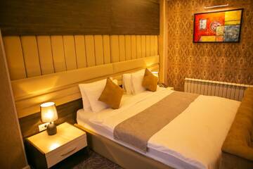 Фото номера Полулюкс Отель Parkway Inn Hotel &amp; Spa г. Баку 4
