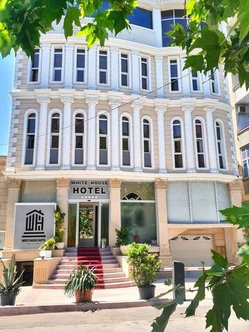Фото Отель White House Hotel Baku г. Баку 1