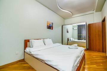 Фото номера Апартаменты с 3 спальнями Апартаменты Luxary Apartment Molocan Garden г. Баку 8